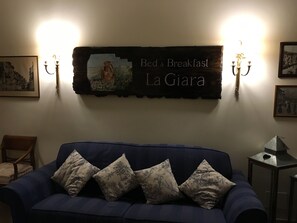 Reception - La Giara Rooms (Verona)