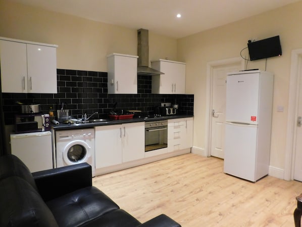 Double Room | Shared kitchen