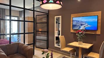 Televisión plasma 42 pulgadas con canales de televisión vía satélite