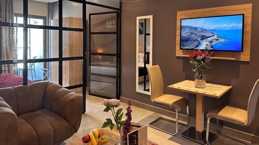 Dayet Ifrah by Rent Inn