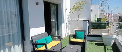 Deluxe Suite, 1 Bedroom, Non Smoking, Terrace | Terrace/patio