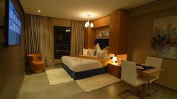 Suite Standard, 1 chambre, non-fumeurs, balcon | Couette en duvet d'oie, décoration personnalisée