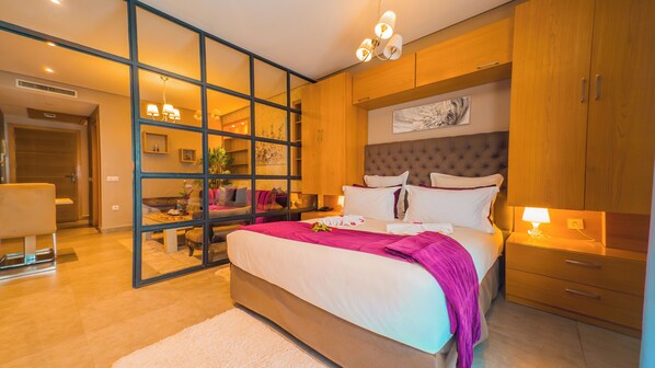Executive Suite, 1 King Bed, Accessible, Kitchen | Down comforters, individually decorated, laptop workspace - Dayet Ifrah by Rent Inn (Rabat)