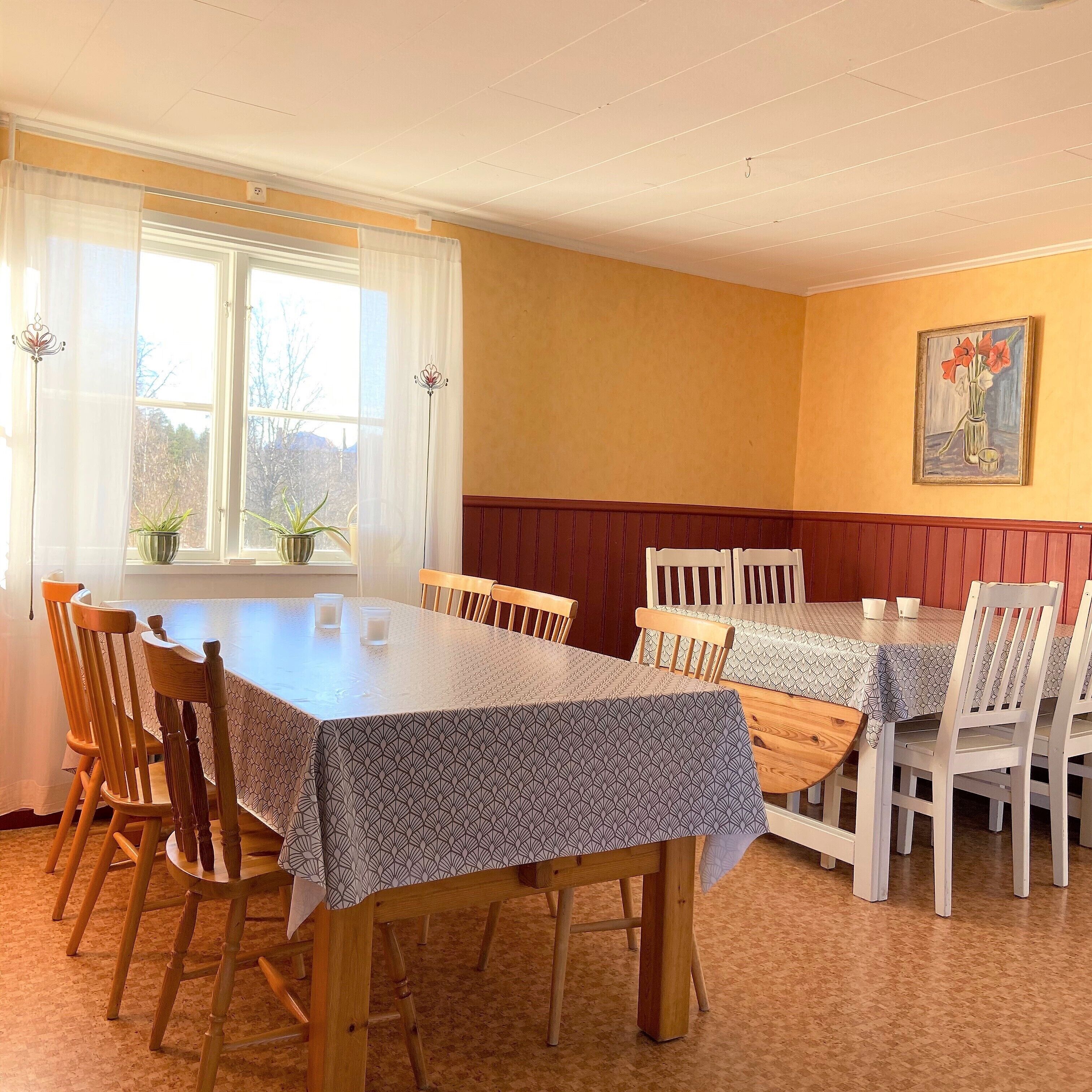 冷蔵庫、電子レンジ、オーブン、食器洗い機