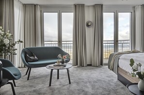 Sky Suite with rooftop Terrace, Whirlpool and Sea View - Baltic Hideaway Beach Hotel Warnemünde (Rostock)