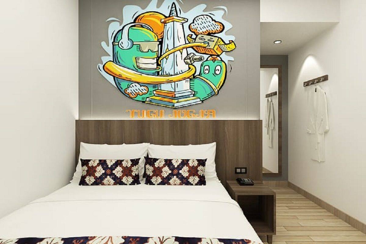 room (first) | free wifi