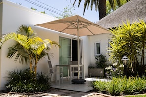 Luxury Studio | Terrace/patio - Cape Village Lodge (Cape Town)