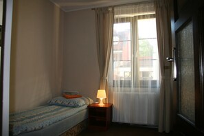 Iron/ironing board, free WiFi, bed sheets - Apartamenty Dragon Elbląg (Elblag)