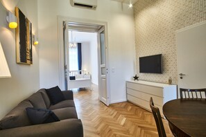 Deluxe Apartment, 1 Queen Bed, Non Smoking | Living area - K35 Apartment Budapest (Budapest)
