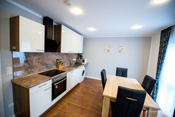 Apartment, 1 Bedroom, Non Smoking (Apartment 1) | Private kitchen