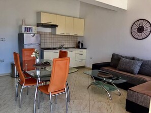 Basic Double Room, 2 Bedrooms, Sea View | Free WiFi, bed sheets - Piano (Lopar)