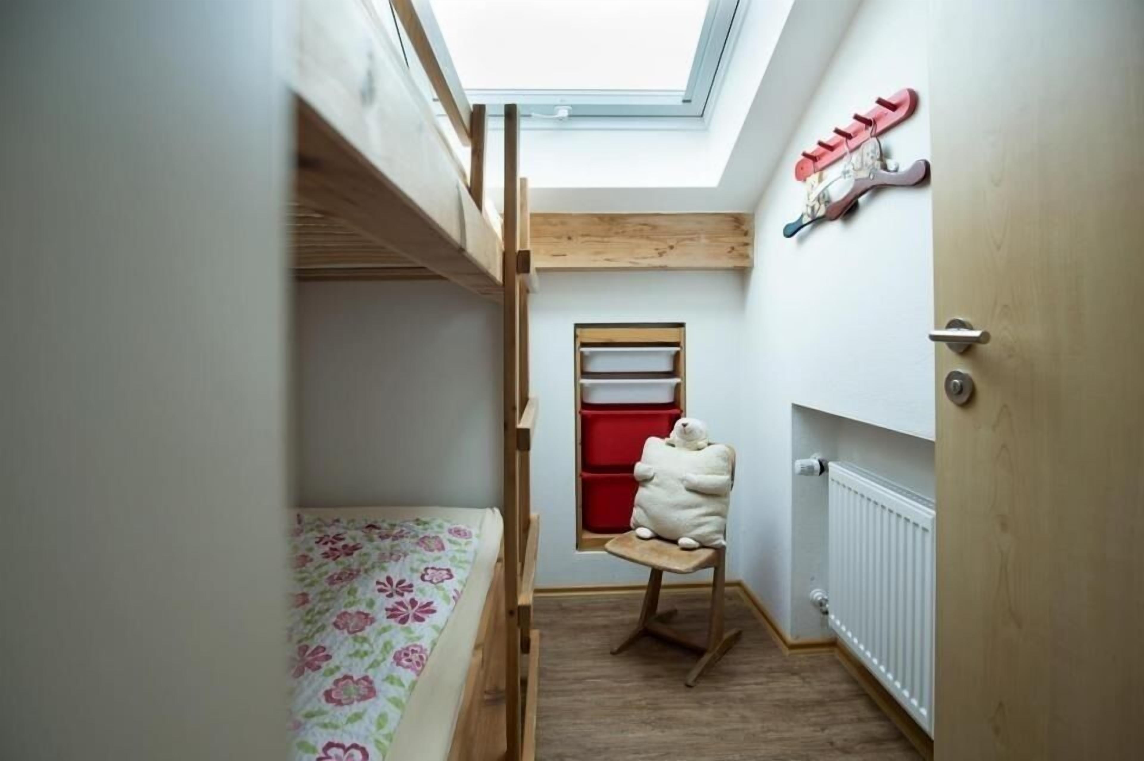 Familien-Suite, Bergblick | Allergikerbettwaren, Zimmersafe, kostenloses WLAN, Bettwäsche