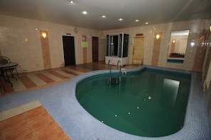 Pool - Usadba Pleshanova (Rostov)