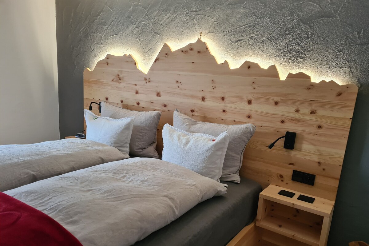 尊爵公寓, 1 間臥室, 山景, 山間 | 義大利 Frette 床 單、高級寢具、羽絨被、記憶床墊