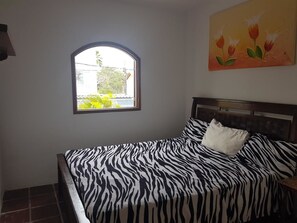 Casa clásica, 1 cama de matrimonio, no fumadores | Tabla de planchar con plancha, camas supletorias, wifi gratis