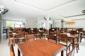 Nhà hàng