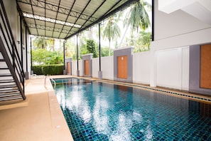 Indoor pool, outdoor pool - OYO 340 Ahad Suite Ao Nang Hotel (Krabi)