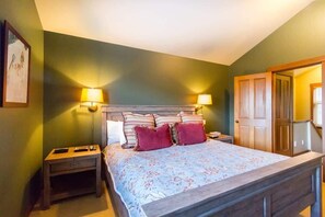 3 chambres, fer et planche à repasser, Wi-Fi gratuit, draps fournis