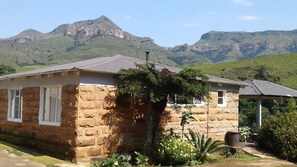 Family House, 2 Bedrooms, Mountain View | View from room