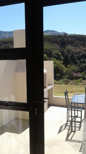 Family Cottage, 2 Bedrooms, Mountain View | Mountain view