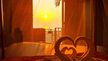 Chambre Double Deluxe, 1 grand lit | Vue sur la plage/lâocĂ©an