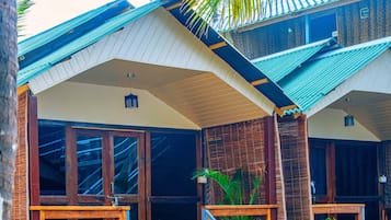 Garden View Cottage | 1 bedroom, desk, laptop workspace, free WiFi