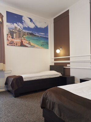 Chambre avec lits jumeaux