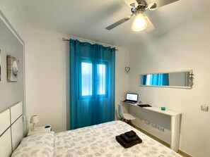 1 Schlafzimmer, Verdunkelungsvorhänge, Bügeleisen/Bügelbrett