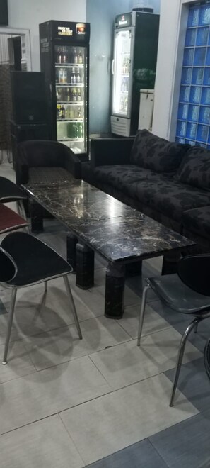 Bar (on property) - Belfem International Suites (Lagos)