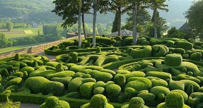 Maison provençale avec piscine dans magnifique parc arboré au coeur du Périgord