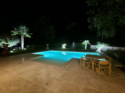 Provencal house with swimming pool in magnificent wooded park in the heart of Périgord