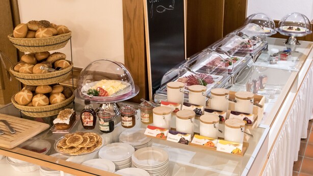 Daily full breakfast for a fee - Central Hotel Torgau (Torgau)
