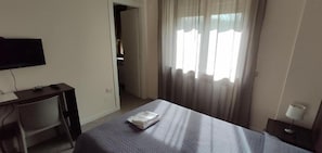 Premium bedding, down duvets, minibar, desk - B&B Grandangolo (Scoppito)