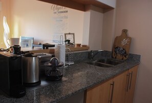 微波炉、茶具/咖啡用具、厨具/餐具