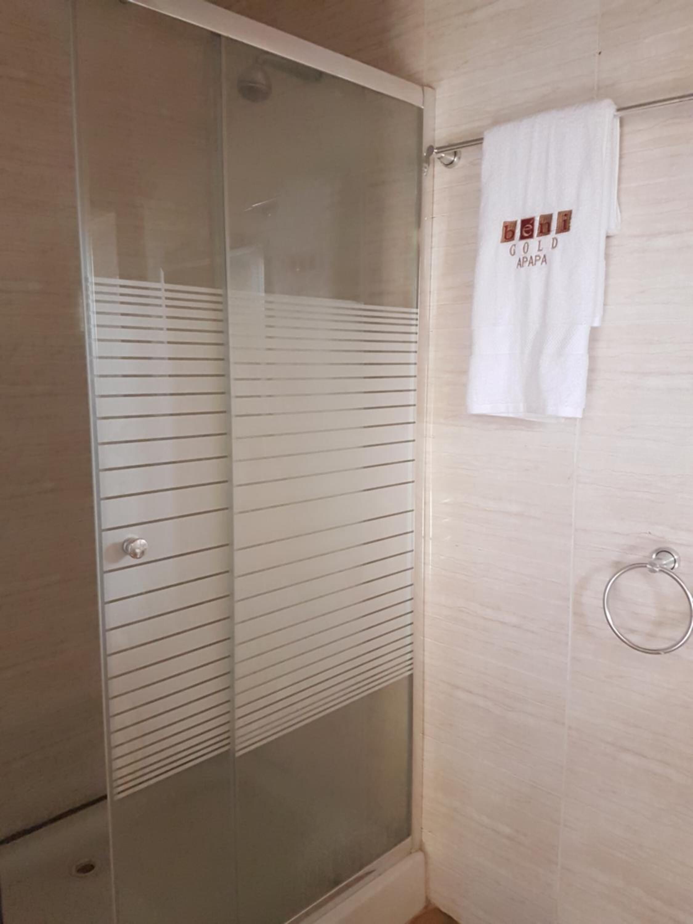 Free toiletries, towels