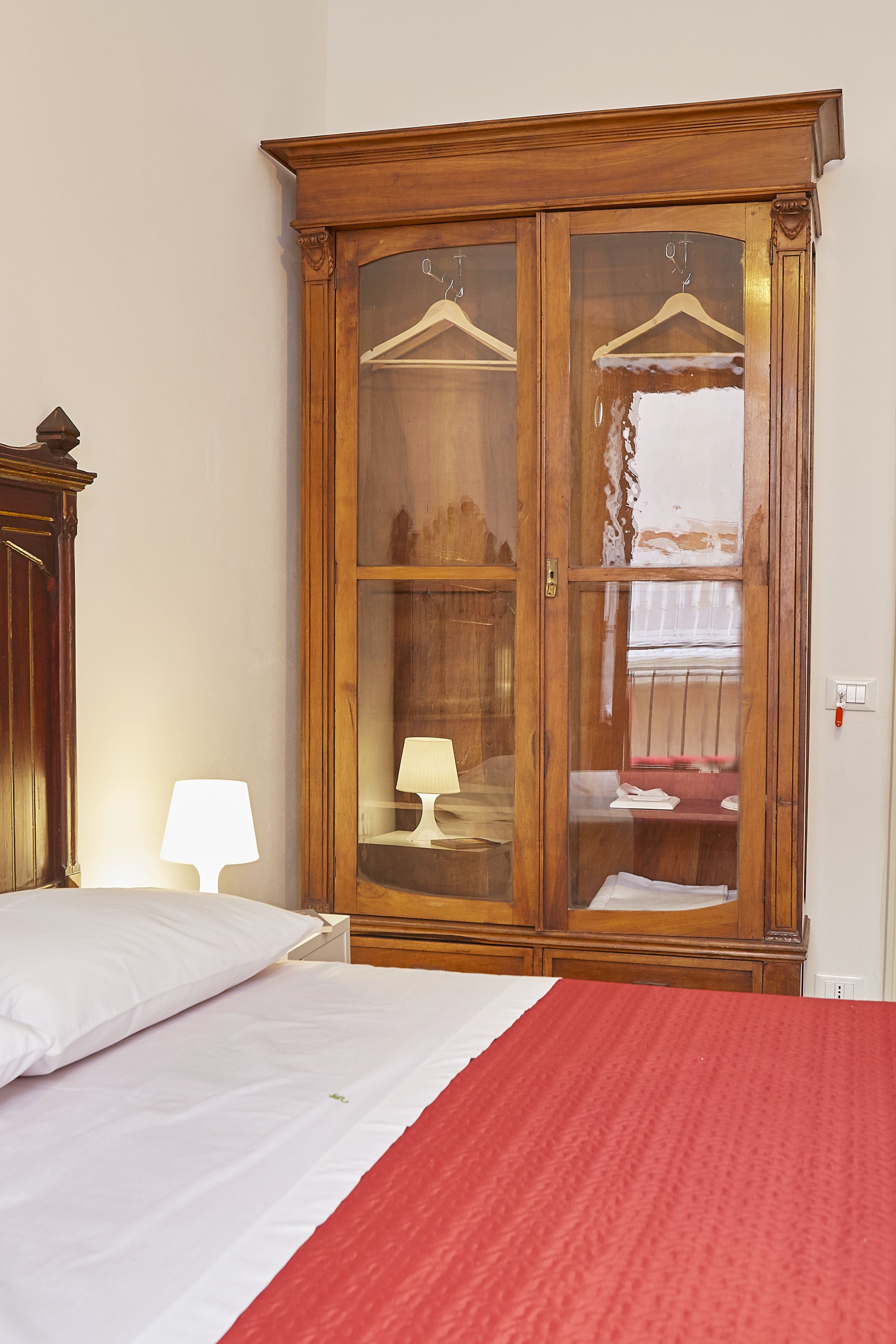 Single Room | Minibar, desk, free WiFi, bed sheets