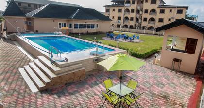 Carleton Hotel & Suites