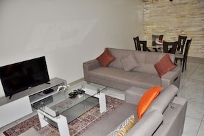 Living area - Les Résidences Mas (Abidjan)