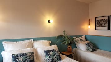 Triple Room | Individually decorated, individually furnished, desk, blackout drapes