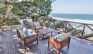 Terrace/patio - Cecelia's Holiday Manor (Nkwazi)