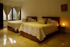 Deluxe Studio, 2 Double Beds, Kitchenette