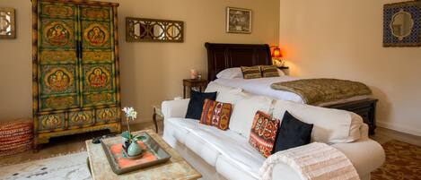 1 bedroom, desk, iron/ironing board, free WiFi