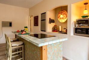Fridge, microwave, stovetop, dishwasher - Romantic Sedona Casita + Stargazing Hot Tub. Red Rock Views & steps from trails! (Sedona)