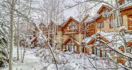 ski-in/out condo with pool, hot tub, & tennis - walk to lifts