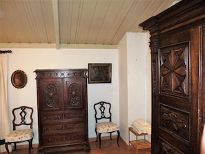 Comfort Triple Room | Living area