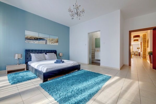 Apartment, 2 Bedrooms, Balcony | 2 bedrooms, iron/ironing board, free WiFi, bed sheets - Modern 2BR Sliema Apartment (Sliema)