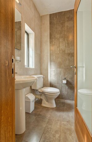 Lägenhet - havsutsikt (3 Bedrooms) | Badrum | Handdukar