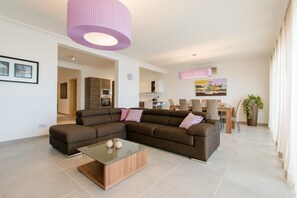 Apartment, 3 Bedrooms | Living room | 50-inch Smart TV with cable channels, TV - Seafront Luxury Apartment, Pool and Great Location (Sliema)