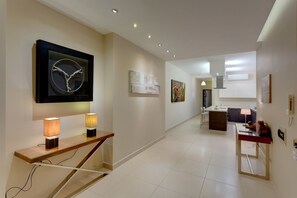 Apartment (2 Bedrooms) | Living room | TV - Luxury Apartment, Prime Location in St Julians (St. Julian's)