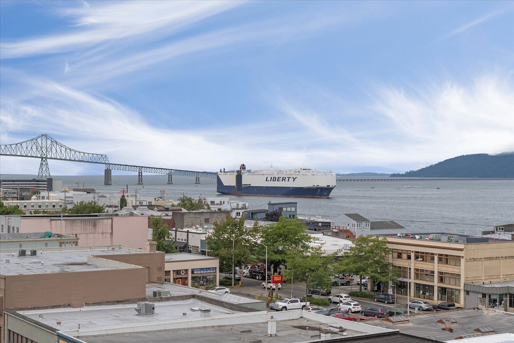 Norblad Hotel by null